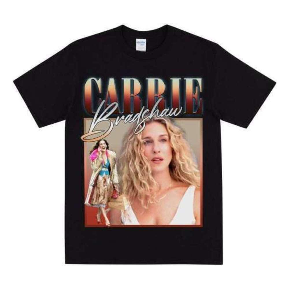 Carrie Bradshaw Retro Cult Movie Fan Graphic T-Shirt - Picture 1 of 4